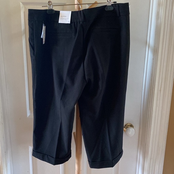 Black Capris - Picture 2 of 10